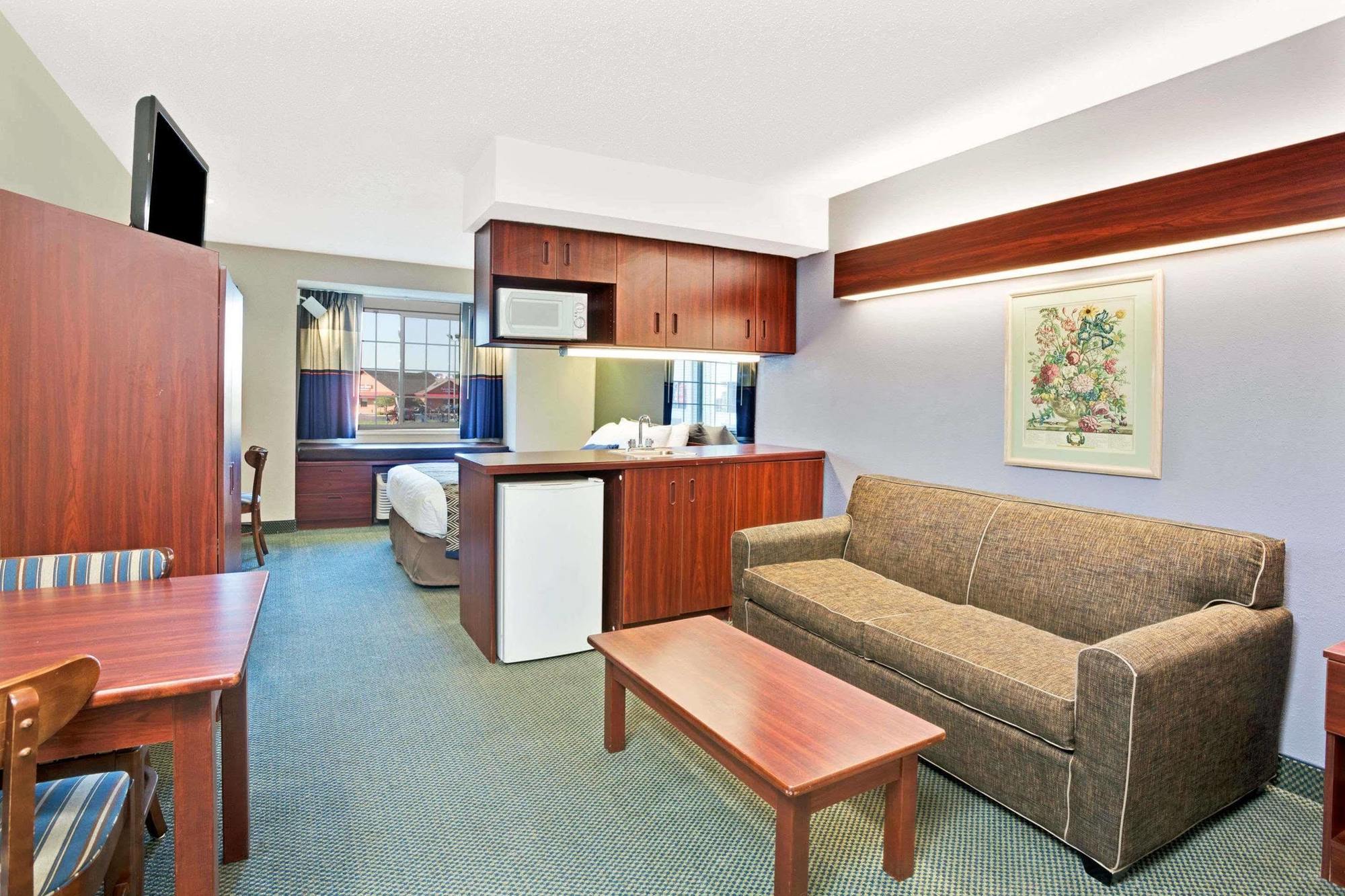 Microtel Inn & Suites By Wyndham Detroit Roseville Eksteriør billede